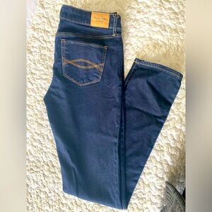 Abercrombie & Fitch -  Size 6 Skinny Jeans